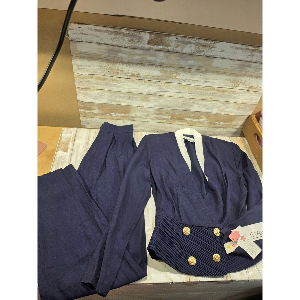 Vintage Sheri Martin Navy Blue 2 Piece Pant Suit Gold Buttons Size 8 NWT READ